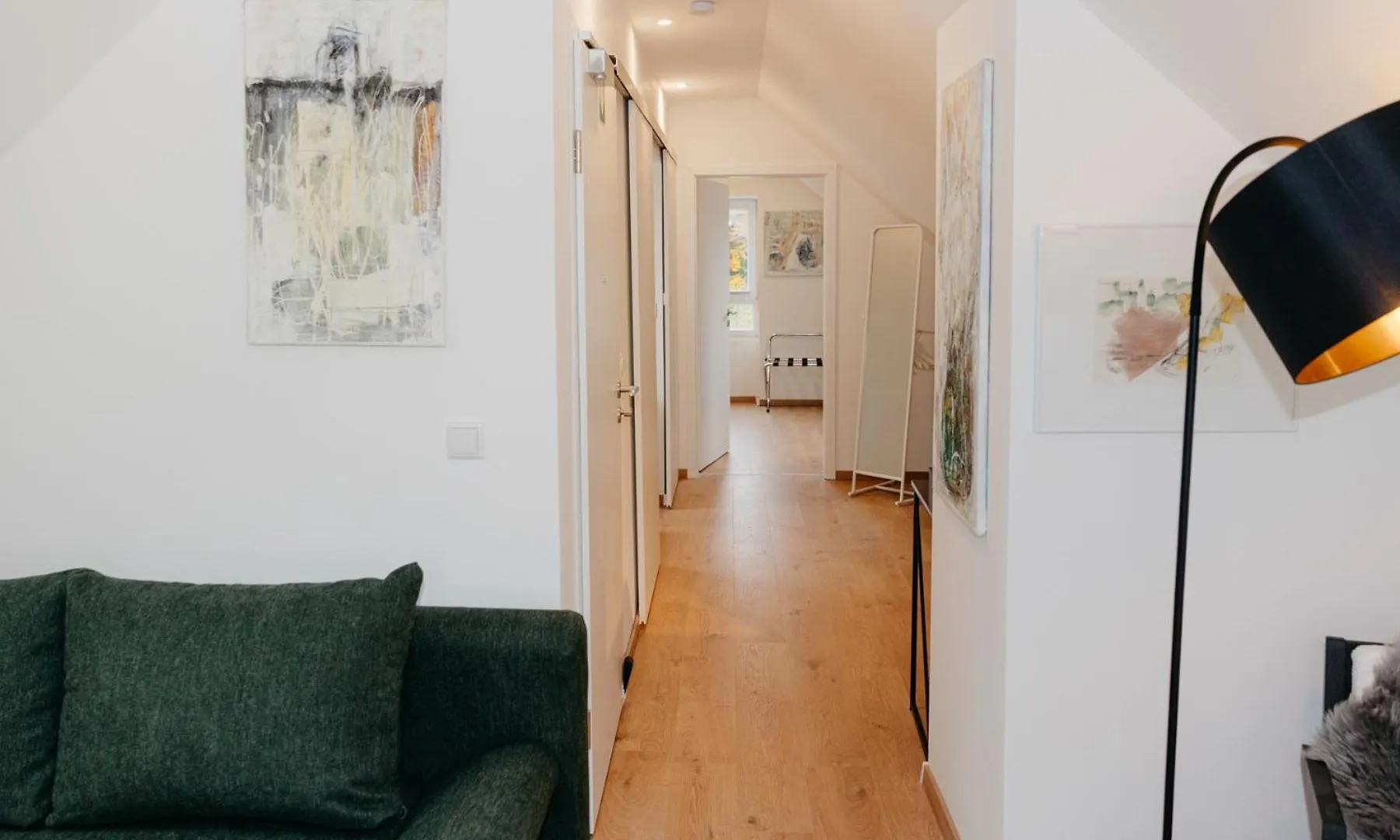 Apartment Nice2Be Violet - Augsburg Zentrum