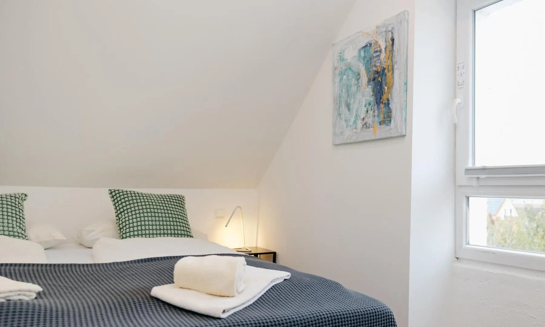 Apartment Nice2Be Violet - Augsburg Zentrum Germany